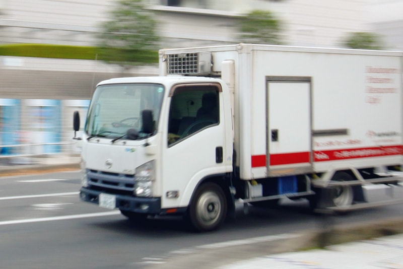 配送車